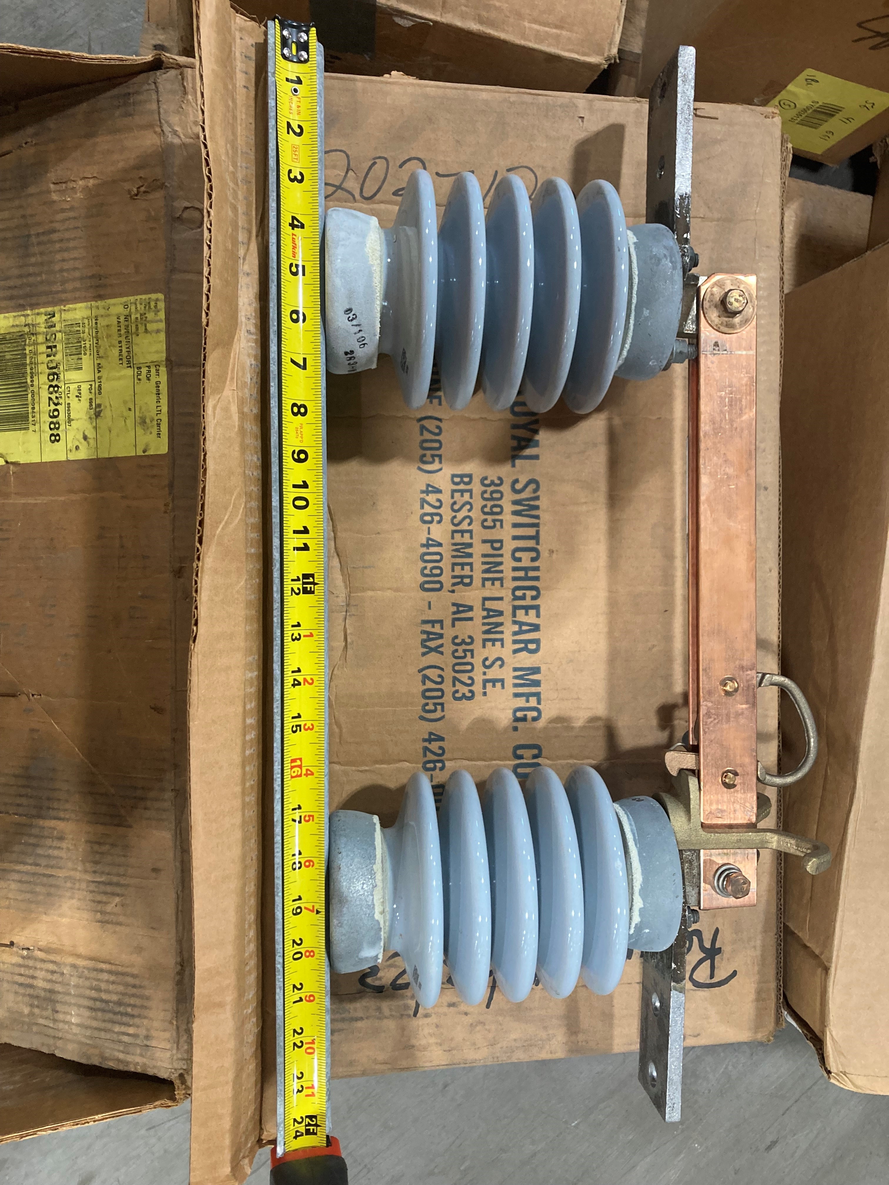 SWITCH, DISC 15KVAC 600A 110KVBIL 1PH